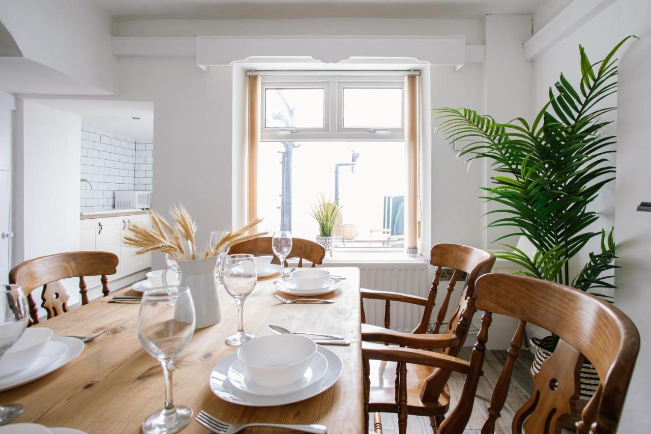Cosy Period Cottage 2Min Walk To The Beach Portrush Exterior foto